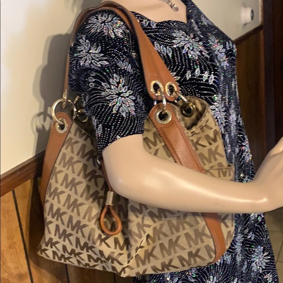 MK Shoulder bag - Picture 3 of 15